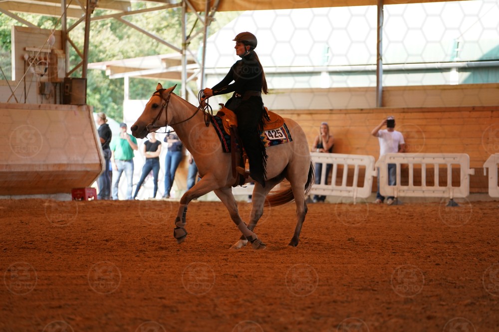 s_A_909207.JPG